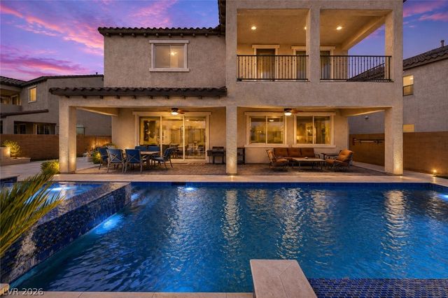 24 Crooked Putter Drive, Las Vegas, NV 89148