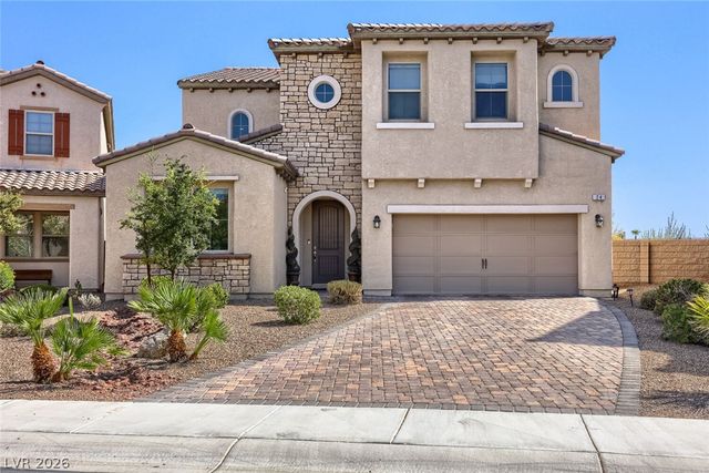 24 Crooked Putter Drive, Las Vegas, NV 89148