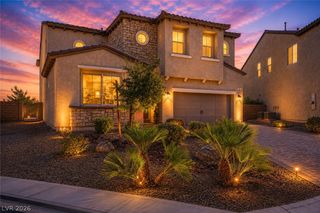 24 Crooked Putter Drive, Las Vegas, NV 89148