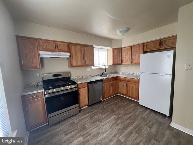 785 JARVIS RD, Sicklerville, NJ 08081