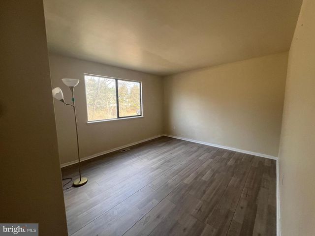 785 JARVIS RD, Sicklerville, NJ 08081