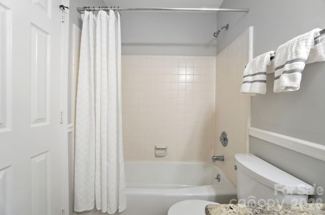 723 Walnut Point Drive, Matthews, NC 28105