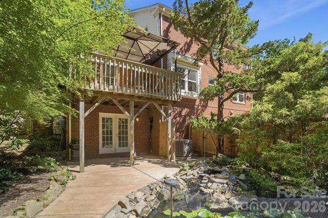 723 Walnut Point Drive, Matthews, NC 28105