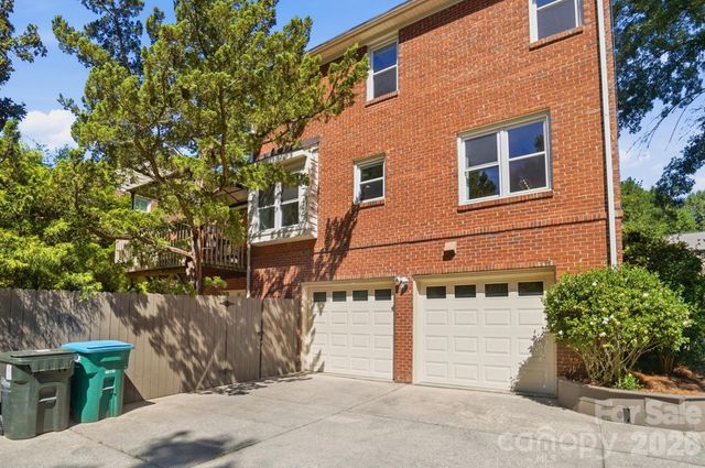 723 Walnut Point Drive, Matthews, NC 28105