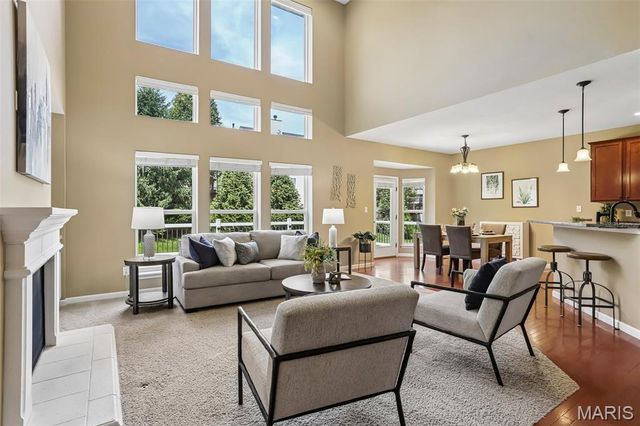 5233 Mirasol Manor Way, Eureka, MO 63025