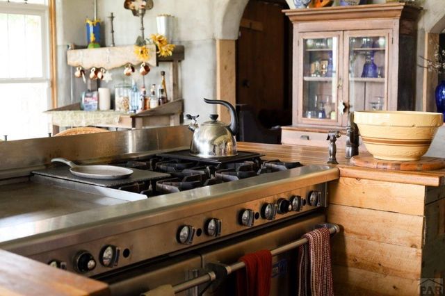 30870 County Rd 30, Mcclave, CO 81057