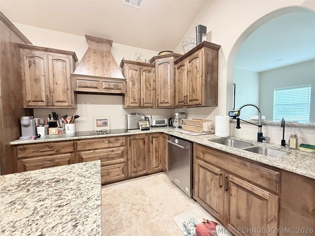 10829 S 62nd Street W, Oktaha, OK 74450