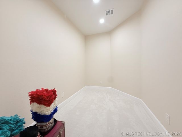 10829 S 62nd Street W, Oktaha, OK 74450