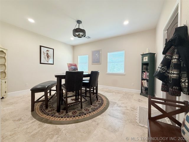 10829 S 62nd Street W, Oktaha, OK 74450