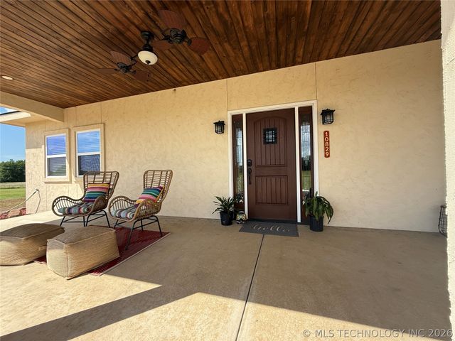 10829 S 62nd Street W, Oktaha, OK 74450