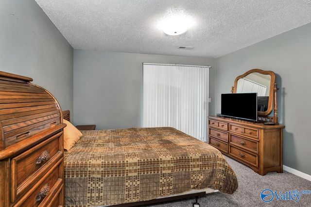 4952 Seven Pine Circle NW, Huntsville, AL 35816