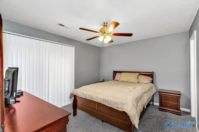 4952 Seven Pine Circle NW, Huntsville, AL 35816