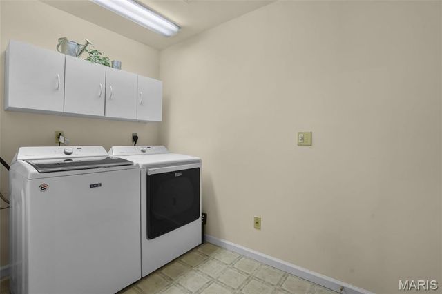 171 Bridgewater Chase Lane, Villa Ridge, MO 63089