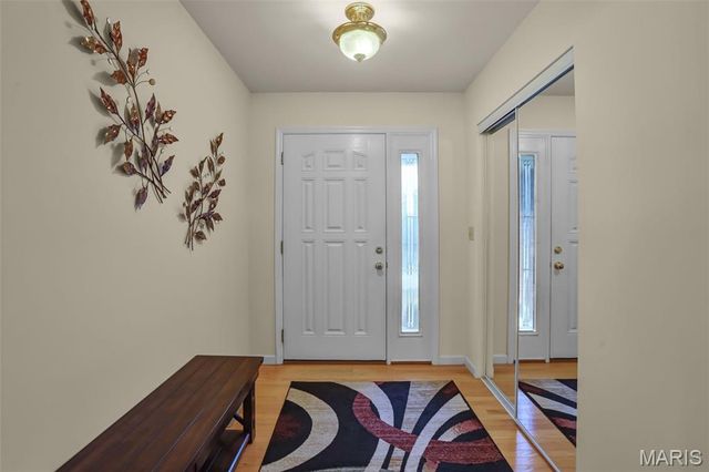 171 Bridgewater Chase Lane, Villa Ridge, MO 63089