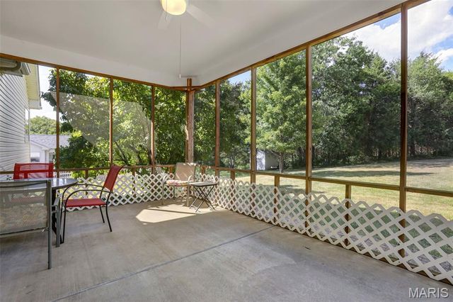 171 Bridgewater Chase Lane, Villa Ridge, MO 63089