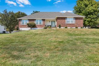 171 Bridgewater Chase Lane, Villa Ridge, MO 63089