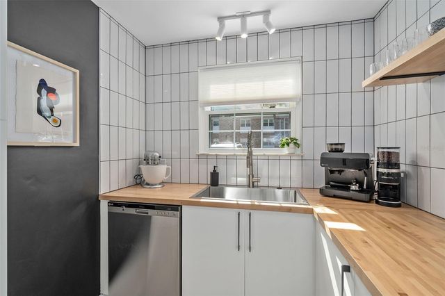 4210 LAKE UNDERHILL ROAD 5, Orlando, FL 32803