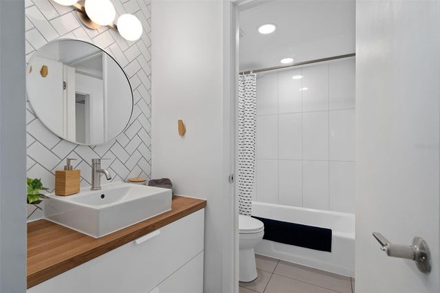 4210 LAKE UNDERHILL ROAD 5, Orlando, FL 32803