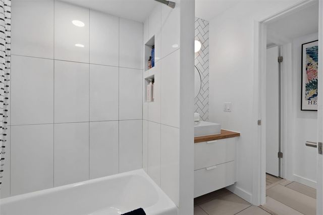 4210 LAKE UNDERHILL ROAD 5, Orlando, FL 32803