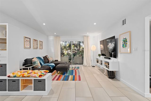 4210 LAKE UNDERHILL ROAD 5, Orlando, FL 32803