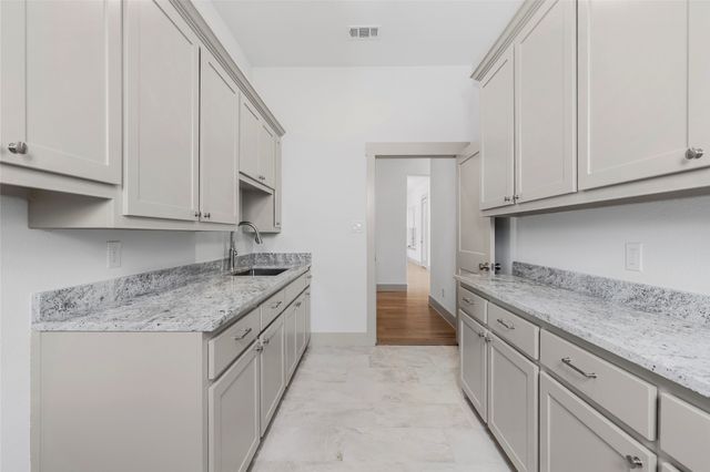 4182 County Road 3216, Lone Oak, TX 75453