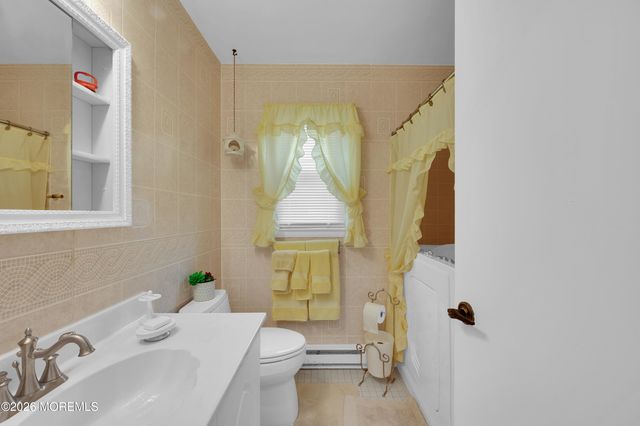 19 Robinson Road, Brick, NJ 08724