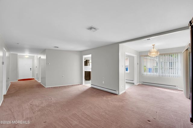 19 Robinson Road, Brick, NJ 08724