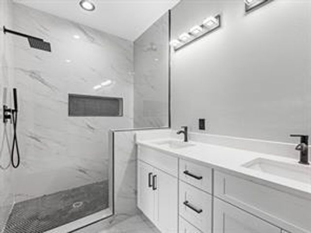 8010 Easter Street A, Houston, TX 77088