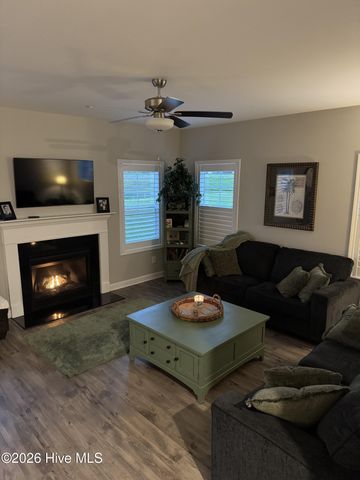 110 Sea Breeze Court, Sneads Ferry, NC 28460