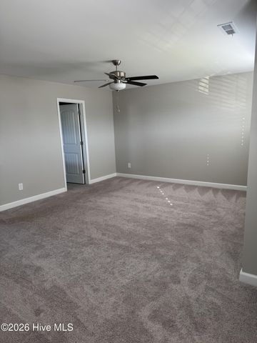 110 Sea Breeze Court, Sneads Ferry, NC 28460