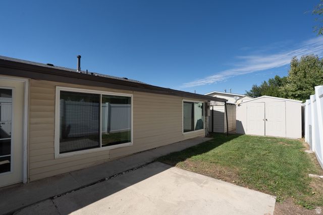 235 S 900 E, Kaysville, UT 84037