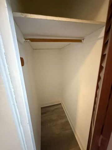 1707 W Wallen Avenue 2G, Chicago, IL 60626