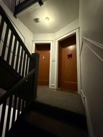 1707 W Wallen Avenue 2G, Chicago, IL 60626