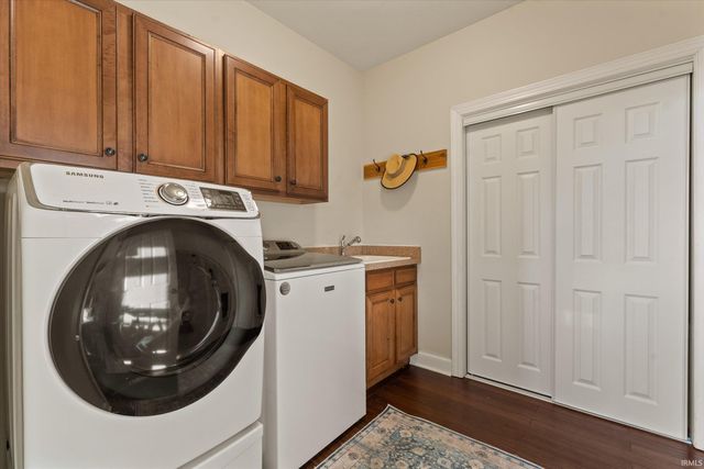 50920 Northbrook Shores Drive, Granger, IN 46530