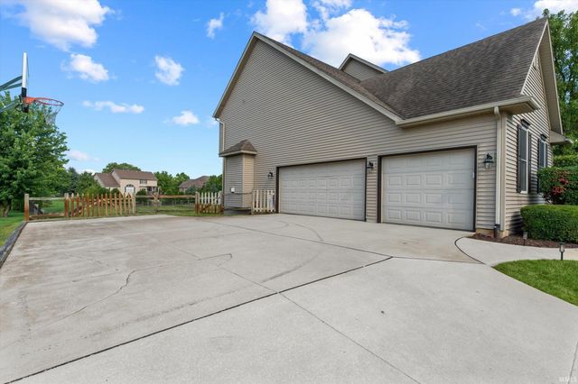 50920 Northbrook Shores Drive, Granger, IN 46530