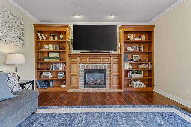 50920 Northbrook Shores Drive, Granger, IN 46530