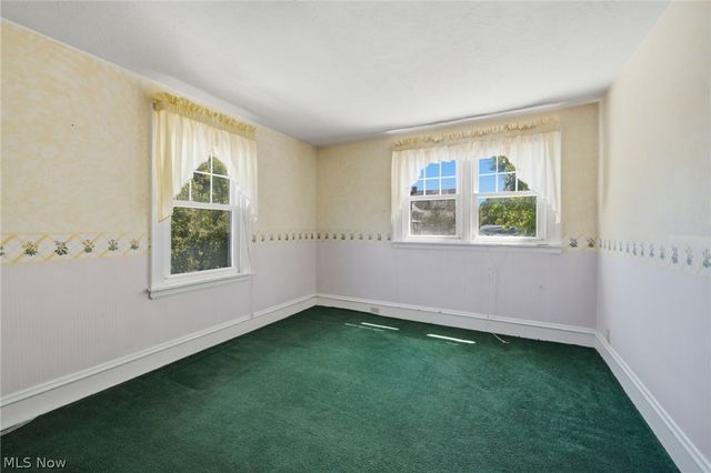 1415 Blossom Park Avenue, Lakewood, OH 44107