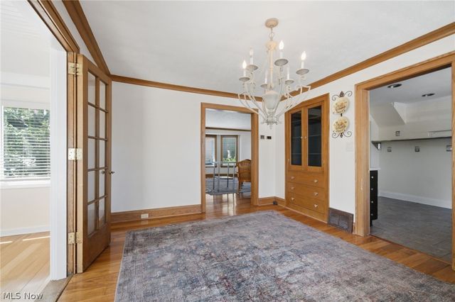 1415 Blossom Park Avenue, Lakewood, OH 44107