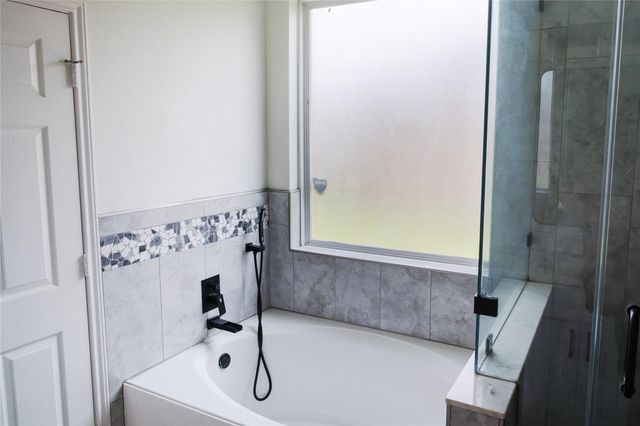 15 Mira Loma Drive, Manvel, TX 77578