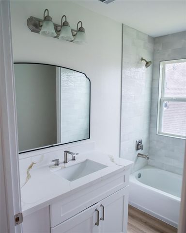 15 Mira Loma Drive, Manvel, TX 77578