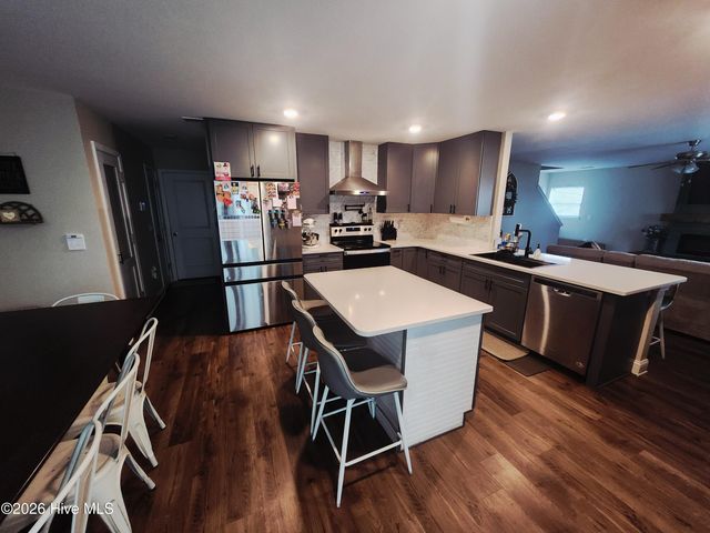 307 Ginger Drive, New Bern, NC 28560