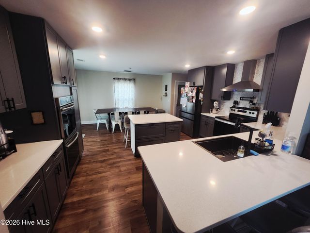 307 Ginger Drive, New Bern, NC 28560