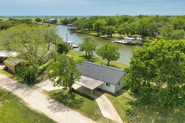 266 Pr 674, Sargent, TX 77414