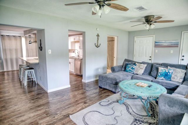 266 Pr 674, Sargent, TX 77414