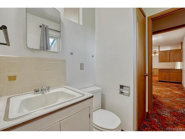 8350 S Ammons St, Littleton, CO 80128