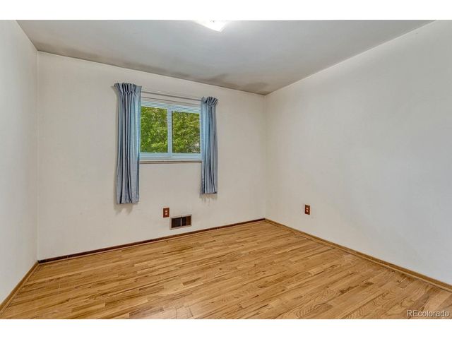8350 S Ammons St, Littleton, CO 80128