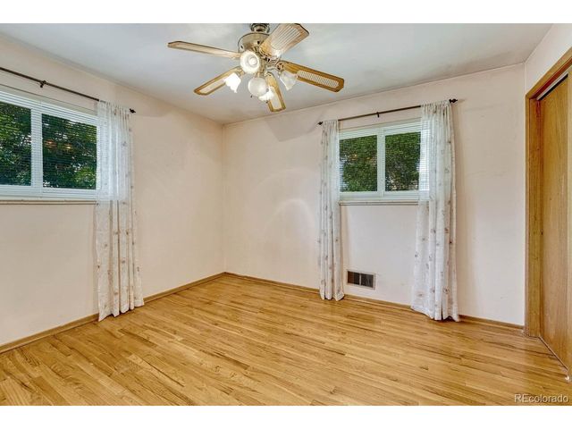 8350 S Ammons St, Littleton, CO 80128