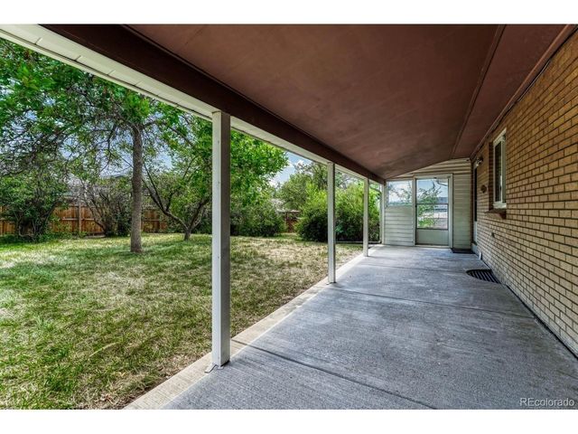 8350 S Ammons St, Littleton, CO 80128