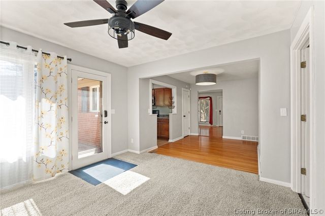 6256 Scottsville Road, Floyds Knobs, IN 47119