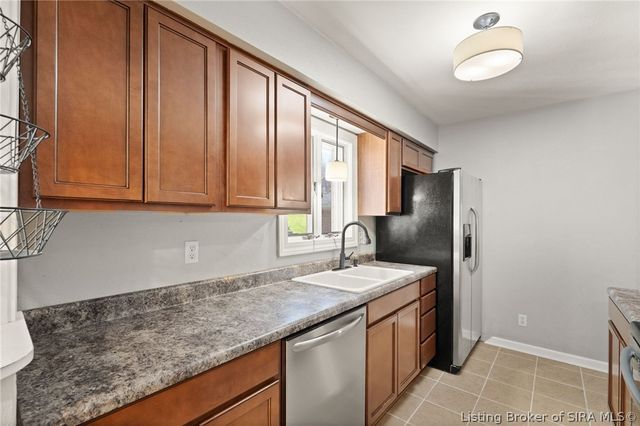 6256 Scottsville Road, Floyds Knobs, IN 47119